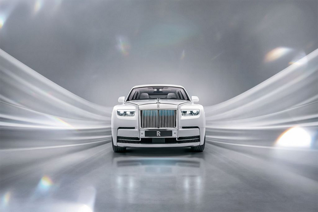 Lỗi đèn pha, Rolls-Royce phát lệnh triệu hồi Phantom 2023 Loi den pha, Rolls-Royce phat lenh trieu hoi Phantom 2023
