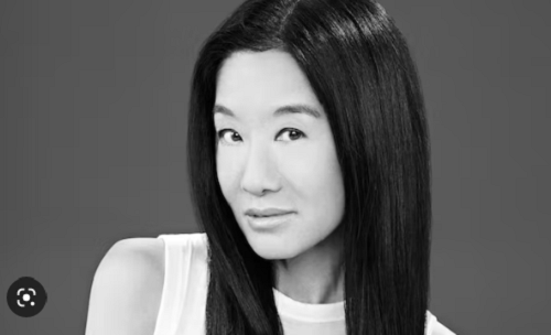 Bí quyết “phù thủy váy cưới” Vera Wang gần 74 tuổi vẫn trẻ trung - Hình 9 Bi quyet “phu thuy vay cuoi” Vera Wang gan 74 tuoi van tre trung-Hinh-9