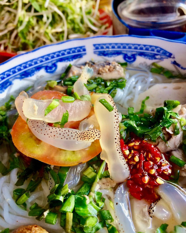 Khám phá bún sứa đặc sản Nha Trang khiến chị em mê mẩn - Hình 4 Kham pha bun sua dac san Nha Trang khien chi em me man-Hinh-4