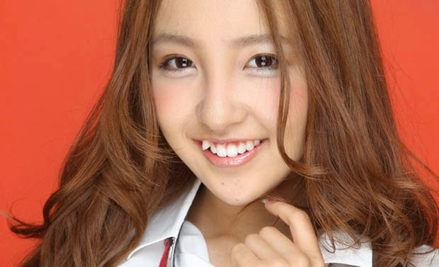 Ngã ngửa với những tiêu chuẩn sắc đẹp kỳ quái nhất thế giới - Hình 4 Nga ngua voi nhung tieu chuan sac dep ky quai nhat the gioi-Hinh-4