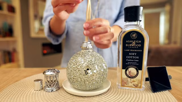 Su dung nuoc hoa the nao trong mua he de luu huong giu mui lau?-Hinh-8