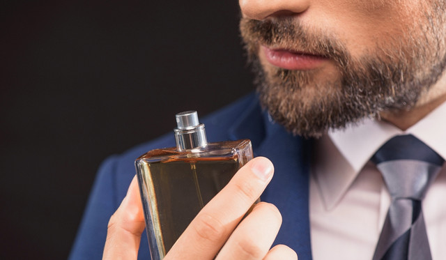 Su dung nuoc hoa the nao trong mua he de luu huong giu mui lau?-Hinh-10