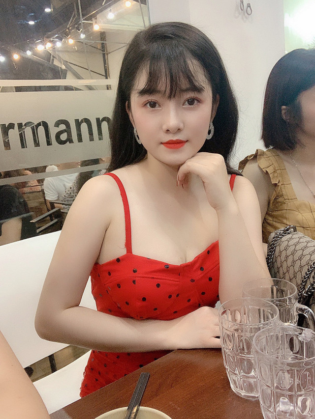 Nhan sắc hotgirl môi giới mại dâm không thua diễn viên hoa hậu - Hình 8 Nhan sac hotgirl moi gioi mai dam khong thua dien vien hoa hau-Hinh-8