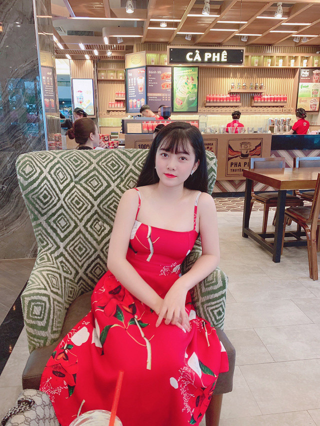 Nhan sắc hotgirl môi giới mại dâm không thua diễn viên hoa hậu - Hình 3 Nhan sac hotgirl moi gioi mai dam khong thua dien vien hoa hau-Hinh-3