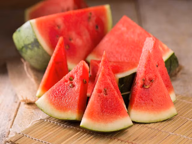 8 thuc pham se giup tong khu soi than ma khong can den bac si-Hinh-9