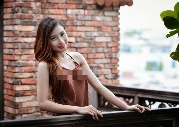 Sao Việt mặt áo yếm khoe vòng 1 căng tròn, gợi cảm gây bỏng mắt - Hình 5 Sao Viet mat ao yem khoe vong 1 cang tron, goi cam gay bong mat-Hinh-5