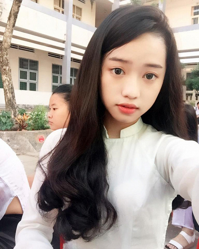 Thuy Vi chuong mot ho bao sau on ao voi thieu gia Phan Thanh