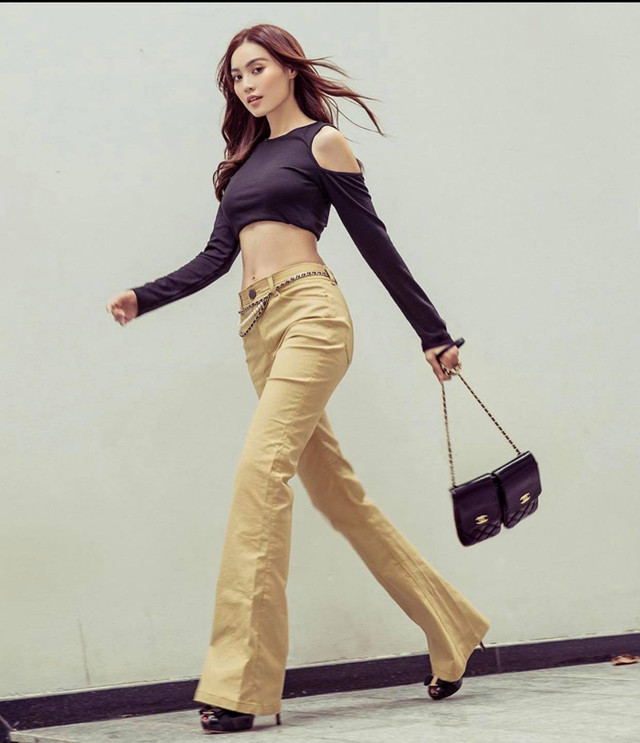 Thoi trang sexy bong mat cua Ninh Duong Lan Ngoc-Hinh-8