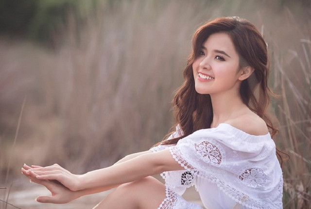 Gu thời trang khoe body cực phẩm của Midu sau đổ vỡ với thiếu gia Phan Thành Gu thoi trang khoe body cuc pham cua Midu sau do vo voi thieu gia Phan Thanh
