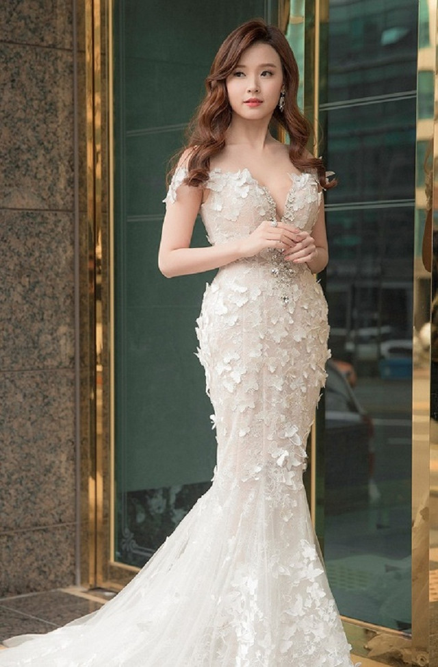 Gu thời trang khoe body cực phẩm của Midu sau đổ vỡ với thiếu gia Phan Thành - Hình 8 Gu thoi trang khoe body cuc pham cua Midu sau do vo voi thieu gia Phan Thanh-Hinh-8