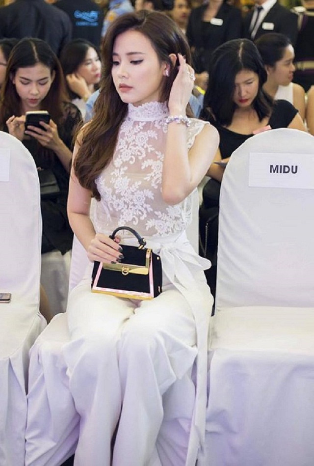 Gu thời trang khoe body cực phẩm của Midu sau đổ vỡ với thiếu gia Phan Thành - Hình 7 Gu thoi trang khoe body cuc pham cua Midu sau do vo voi thieu gia Phan Thanh-Hinh-7