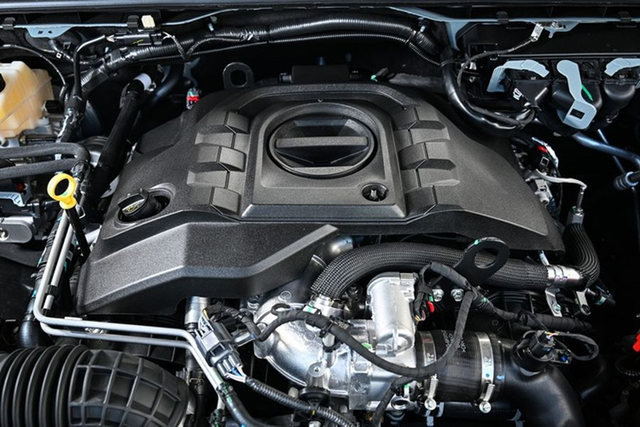 Ford Ranger MS-RT 2025 bản đặc biệt từ 1,29 tỷ đồng có gì khác? - Hình 5 Ford Ranger MS-RT 2025 ban dac biet tu 1,29 ty dong co gi khac?-Hinh-5