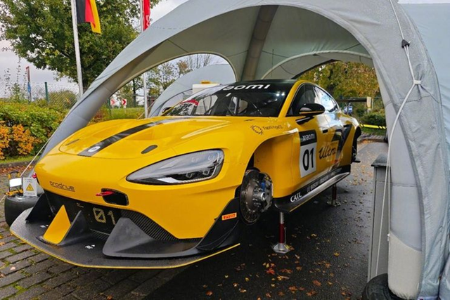 Siêu xe điện Xiaomi SU7 Ultra bán ra từ tháng 3/2025, từ 2,9 tỷ - Hình 2 Sieu xe dien Xiaomi SU7 Ultra ban ra tu thang 3/2025, tu 2,9 ty-Hinh-2