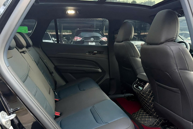 Chạy chưa đầy 10.000 km, Ford Territory 2023 rao bán hơn 800 triệu đồng - Hình 6 Chay chua day 10.000 km, Ford Territory 2023 rao ban hon 800 trieu dong-Hinh-6