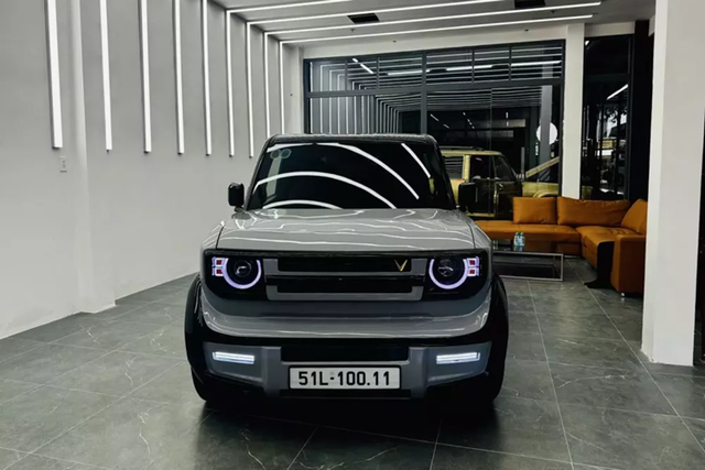 Cận cảnh VinFast VF3 độ đắt nhất Việt Nam, tới 250 triệu đồng - Hình 4 Can canh VinFast VF3 do dat nhat Viet Nam, toi 250 trieu dong-Hinh-4