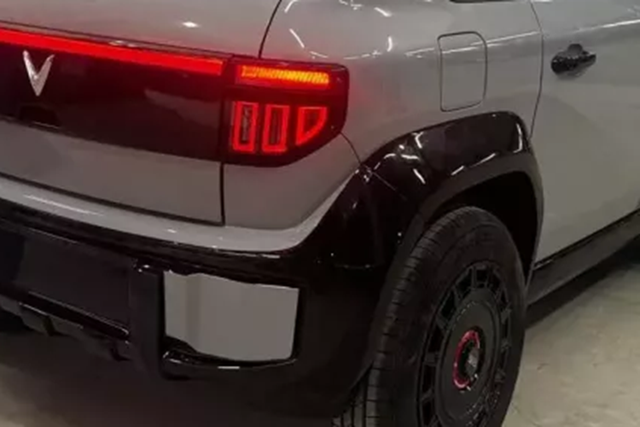 Cận cảnh VinFast VF3 độ đắt nhất Việt Nam, tới 250 triệu đồng - Hình 10 Can canh VinFast VF3 do dat nhat Viet Nam, toi 250 trieu dong-Hinh-10