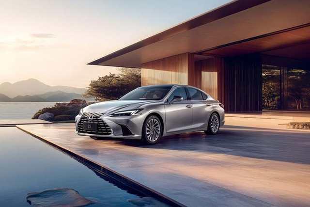 Chi tiết xe sang Lexus ES 2025 chỉ từ 1,049 tỷ đồng - Hình 2 Chi tiet xe sang Lexus ES 2025 chi tu 1,049 ty dong-Hinh-2