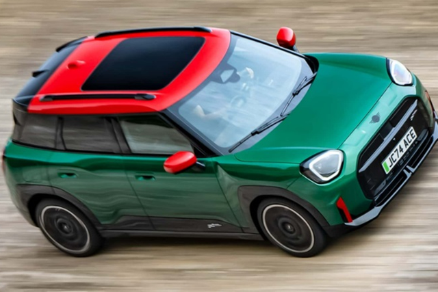 Cận cảnh MINI John Cooper Works Electric và Cooper Works Aceman - Hình 6 Can canh MINI John Cooper Works Electric va Cooper Works Aceman-Hinh-6