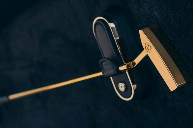 Ngắm Rolls-Royce Phantom VIII Goldfinger độc nhất vô nhị - Hình 7 Ngam Rolls-Royce Phantom VIII Goldfinger doc nhat vo nhi-Hinh-7