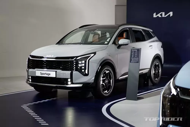 Kia Sportage 2025 tu 533 trieu dong, lieu co ban o Viet Nam?