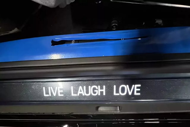 Vì sao Porsche 911 S/T của đại gia này lại trở nên hài hước nhất thế giới? - Hình 3 Vi sao Porsche 911 S/T cua dai gia nay lai tro nen hai huoc nhat the gioi?-Hinh-3