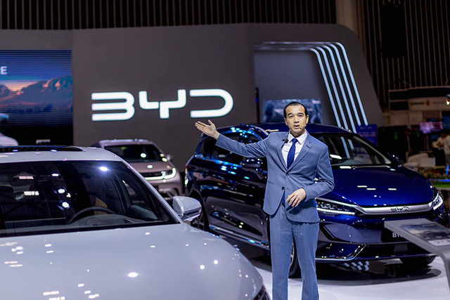 BYD ấn tượng với với dàn ôtô đậm chất công nghệ VMS 2024 - Hình 2 BYD an tuong voi voi dan oto dam chat cong nghe VMS 2024-Hinh-2