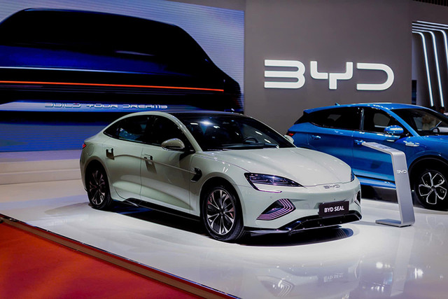 BYD ấn tượng với với dàn ôtô đậm chất công nghệ VMS 2024 - Hình 8 BYD an tuong voi voi dan oto dam chat cong nghe VMS 2024-Hinh-8