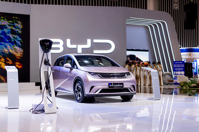 BYD ấn tượng với với dàn ôtô đậm chất công nghệ VMS 2024 - Hình 10 BYD an tuong voi voi dan oto dam chat cong nghe VMS 2024-Hinh-10