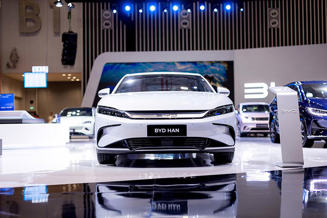 BYD ấn tượng với với dàn ôtô đậm chất công nghệ VMS 2024 - Hình 7 BYD an tuong voi voi dan oto dam chat cong nghe VMS 2024-Hinh-7