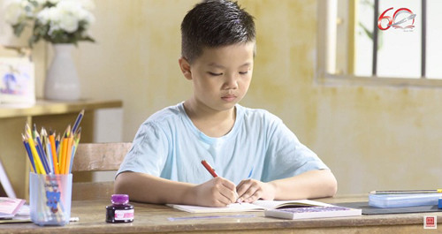 Cảnh báo thói quen khiến trẻ giảm thị lực - Hình 11 Canh bao thoi quen khien tre giam thi luc-Hinh-11