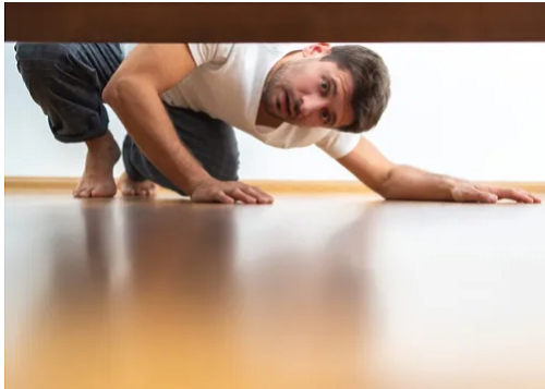 5 thứ không nên để gầm giường kẻo rước họa vào thân - Hình 10 5 thu khong nen de gam giuong keo ruoc hoa vao than-Hinh-10