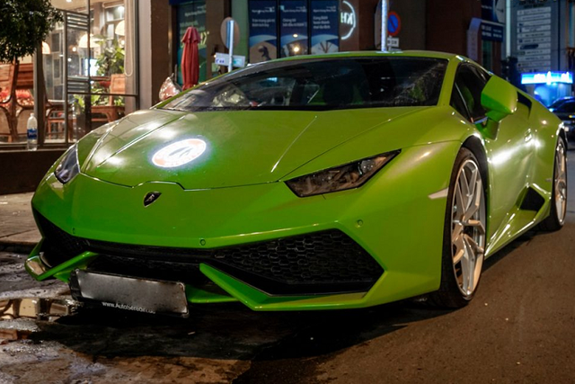 Thiếu gia Phan Thành nhấn ga Lamborghini Huracan hơn 20 tỷ dạo phố Thieu gia Phan Thanh nhan ga Lamborghini Huracan hon 20 ty dao pho