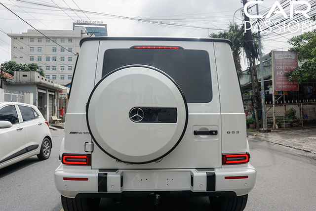 Đại gia Bình Dương chi hơn 10 tỷ tậu Mercedes-Benz G63 mới - Hình 8 Dai gia Binh Duong chi hon 10 ty tau Mercedes-Benz G63 moi-Hinh-8