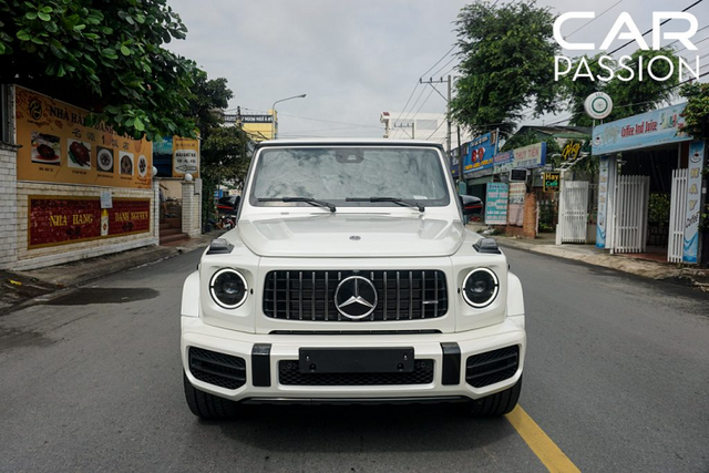 Đại gia Bình Dương chi hơn 10 tỷ tậu Mercedes-Benz G63 mới Dai gia Binh Duong chi hon 10 ty tau Mercedes-Benz G63 moi