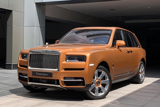 Ngắm đã mắt SUV siêu sang Rolls-Royce Cullinan màu độc - Hình 7 Ngam da mat SUV sieu sang Rolls-Royce Cullinan mau doc-Hinh-7