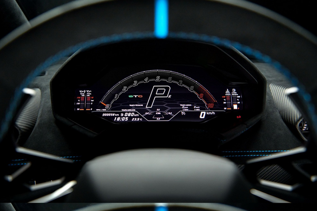 Trình làng siêu xe Lamborghini Huracan STO giá từ 328.000 USD - Hình 13 Trinh lang sieu xe Lamborghini Huracan STO gia tu 328.000 USD-Hinh-13