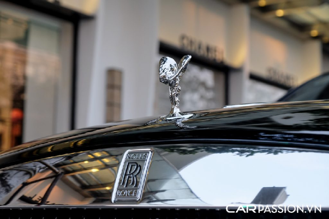 Xuất hiện Rolls-Royce Wraith Series II “hàng hiếm” tại Sài Gòn - Hình 7 Xuat hien Rolls-Royce Wraith Series II “hang hiem” tai Sai Gon-Hinh-7