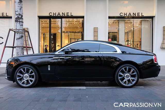 Xuất hiện Rolls-Royce Wraith Series II “hàng hiếm” tại Sài Gòn - Hình 11 Xuat hien Rolls-Royce Wraith Series II “hang hiem” tai Sai Gon-Hinh-11