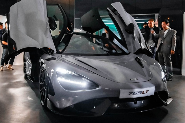 Siêu xe McLaren 38 tỷ đồng tại Thái Lan có sắp về Việt Nam? Sieu xe McLaren 38 ty dong tai Thai Lan co sap ve Viet Nam?