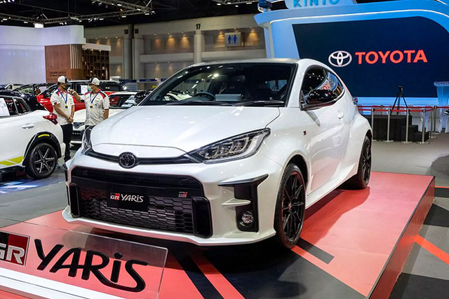 Chi tiết Toyota GR Yaris 2020 hơn 2 tỷ đồng tại Thái Lan Chi tiet Toyota GR Yaris 2020 hon 2 ty dong tai Thai Lan