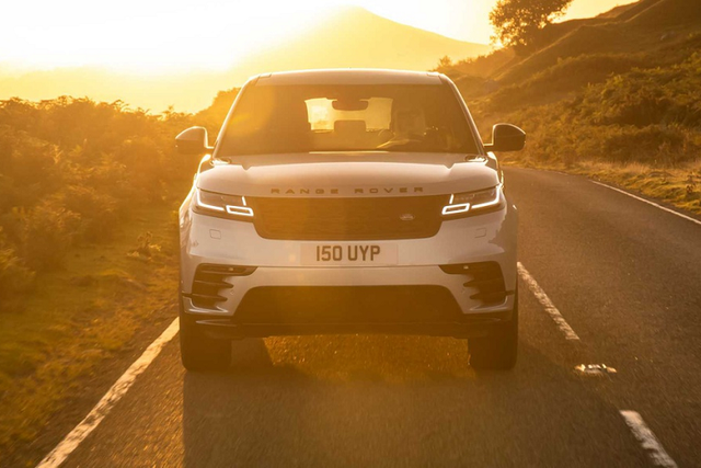 Ngắm Range Rover Velar 2021 sắp về Việt Nam giá từ 58.050 USD - Hình 2 Ngam Range Rover Velar 2021 sap ve Viet Nam gia tu 58.050 USD-Hinh-2