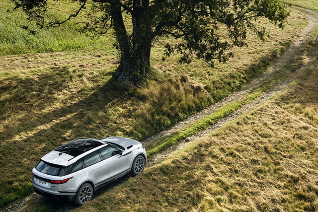 Ngắm Range Rover Velar 2021 sắp về Việt Nam giá từ 58.050 USD - Hình 4 Ngam Range Rover Velar 2021 sap ve Viet Nam gia tu 58.050 USD-Hinh-4
