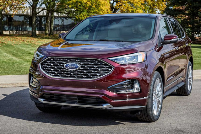 Ngắm Ford Edge 2021 sở hữu màn hình 'khổng lồ' - Hình 6 Ngam Ford Edge 2021 so huu man hinh 'khong lo'-Hinh-6