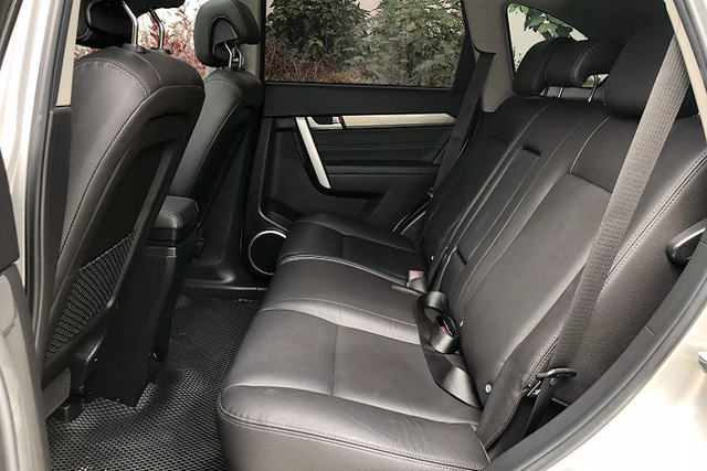 Chỉ 650 triệu cho 1 xe Chevrolet Captiva 2017 có hợp lý? - Hình 5 Chi 650 trieu cho 1 xe Chevrolet Captiva 2017 co hop ly?-Hinh-5