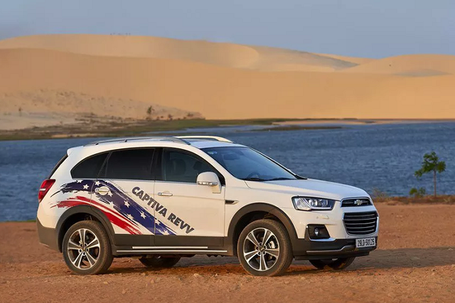 Chỉ 650 triệu cho 1 xe Chevrolet Captiva 2017 có hợp lý? - Hình 6 Chi 650 trieu cho 1 xe Chevrolet Captiva 2017 co hop ly?-Hinh-6