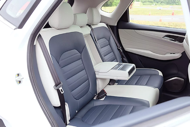 Chi tiết xe MG HS PHEV từ 685 triệu đồng - Hình 4 Chi tiet xe MG HS PHEV tu 685 trieu dong-Hinh-4