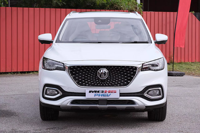 Chi tiết xe MG HS PHEV từ 685 triệu đồng - Hình 11 Chi tiet xe MG HS PHEV tu 685 trieu dong-Hinh-11
