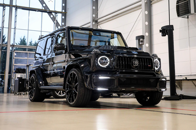 Chủ sở hữu đầu tiên của siêu SUV Brabus G động cơ V12 900 là ai? Chu so huu dau tien cua sieu SUV Brabus G dong co V12 900 la ai?