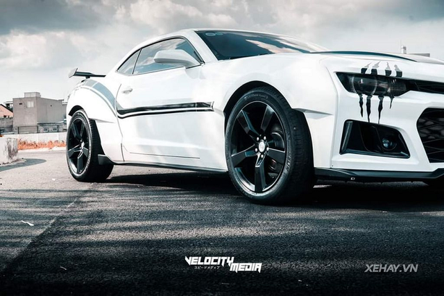Chi tiết Chevrolet Camaro RS độ đẹp nhất Việt Nam - Hình 6 Chi tiet Chevrolet Camaro RS do dep nhat Viet Nam-Hinh-6