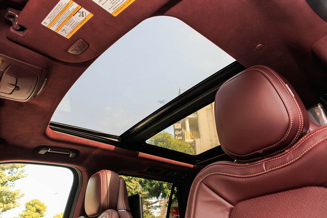 “Khủng long” Lincoln Navigator 2021 hơn 8 tỷ đồng tại Việt Nam - Hình 8 “Khung long” Lincoln Navigator 2021 hon 8 ty dong tai Viet Nam-Hinh-8